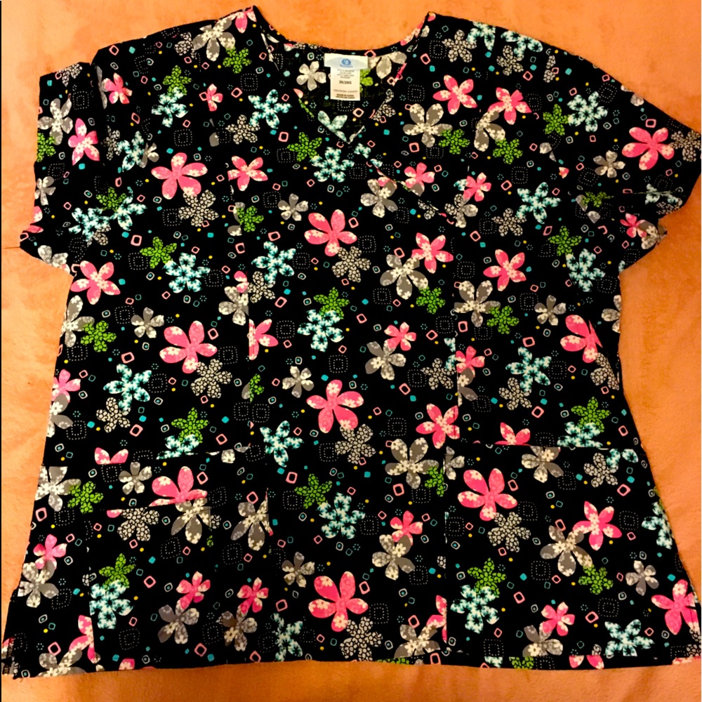 Flowered scrub top
